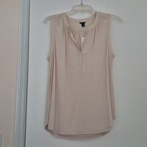 Ann Taylor sleeveless blouse Small